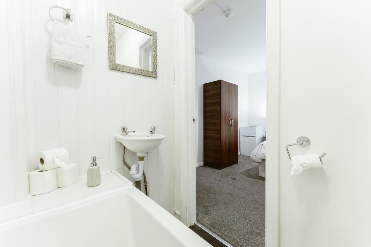 Whitechapel En-Suite Beds To Stay London Exterior foto