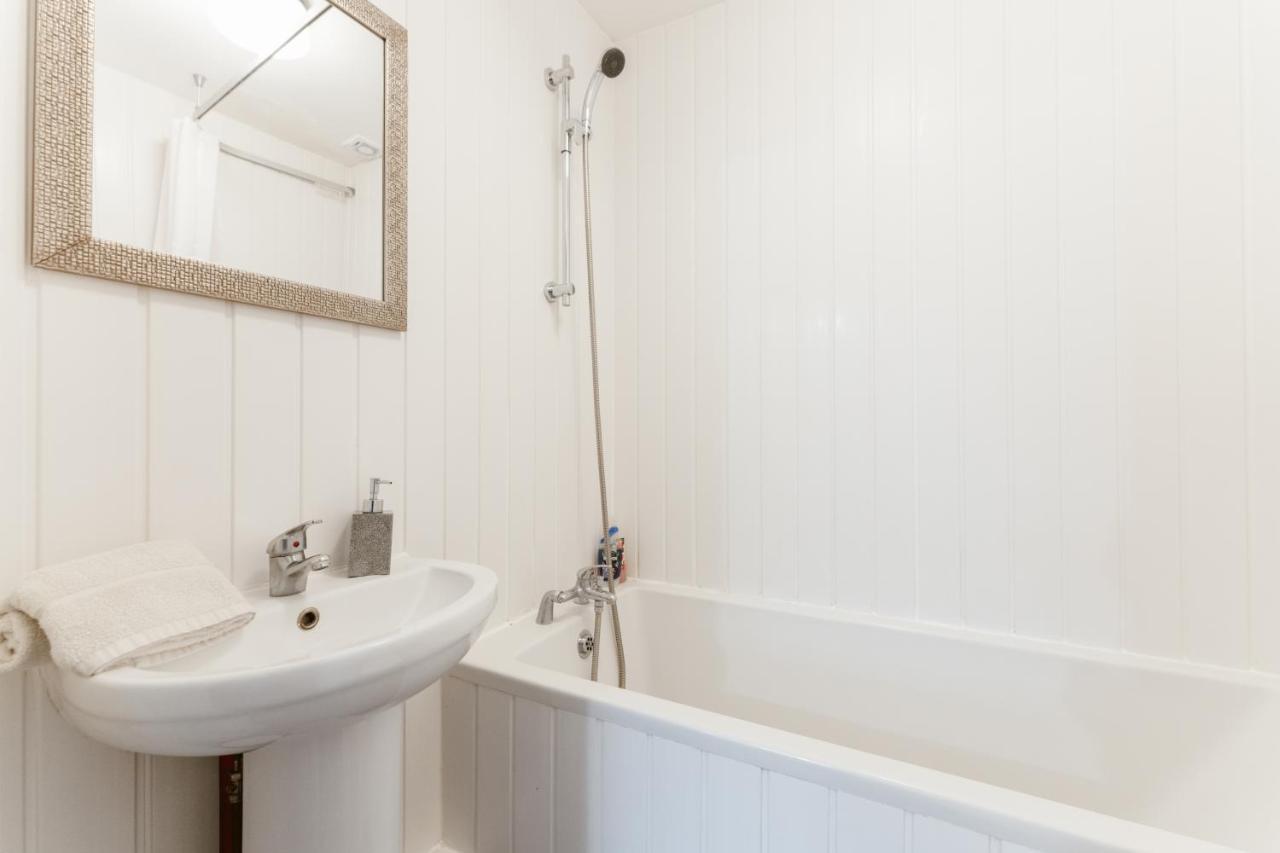 Whitechapel En-Suite Beds To Stay London Exterior foto