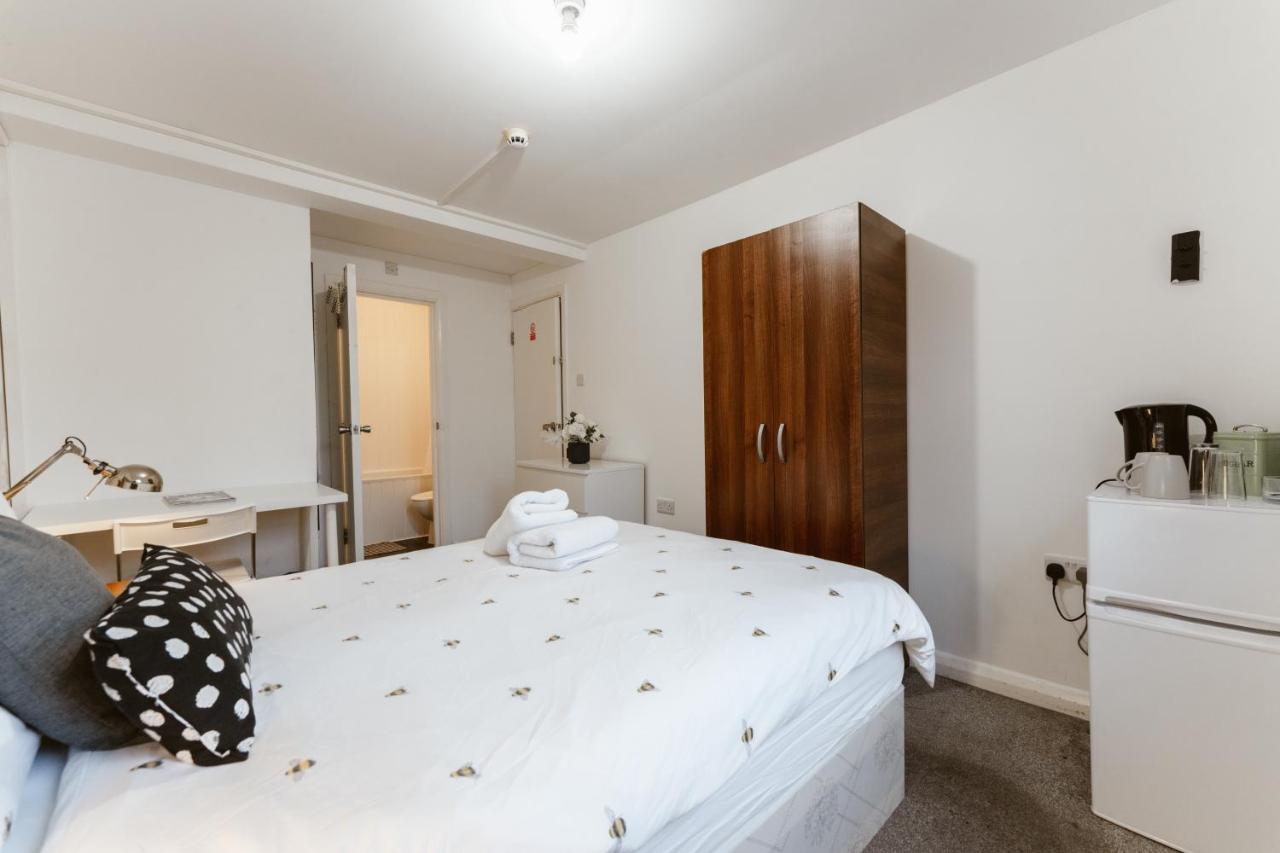 Whitechapel En-Suite Beds To Stay London Exterior foto